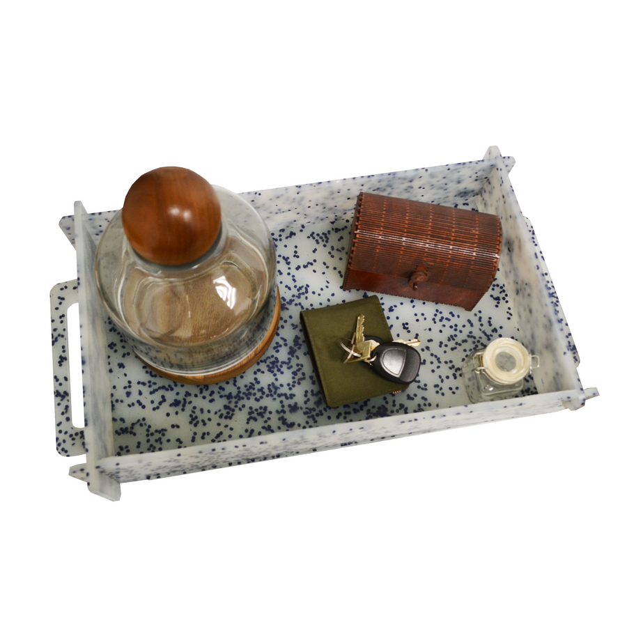 Serving tray