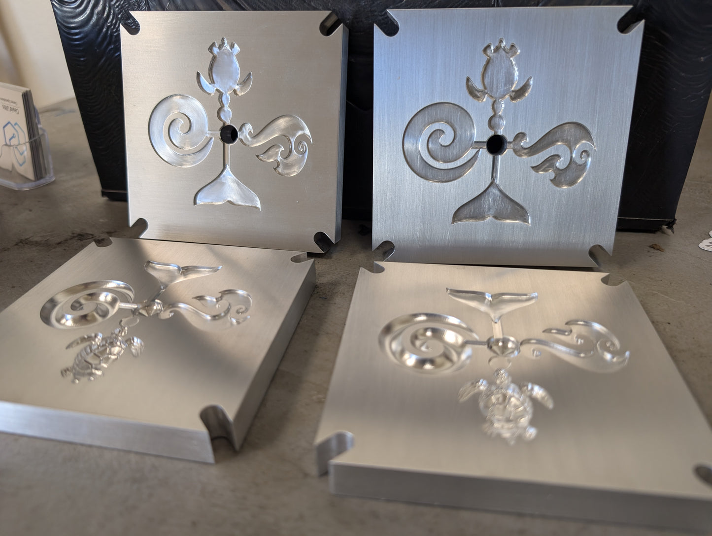 Jewelry Pendant Injection Mold: Tortoise/Wave, Fin and Fire